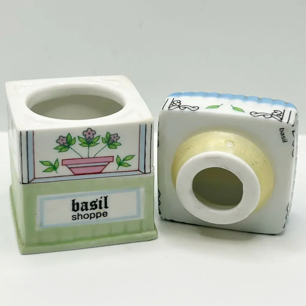 EPI International 1990 Spice Market Collection Basil Porcelain Spice Jar VNTG